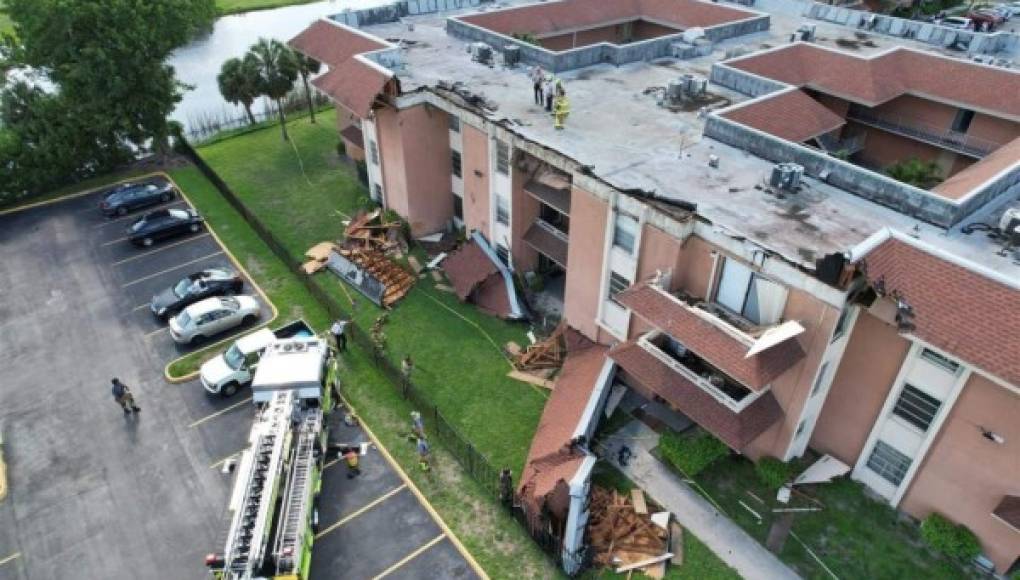 Evacúan otro edificio en Miami-Dade por el desplome parcial del tejado