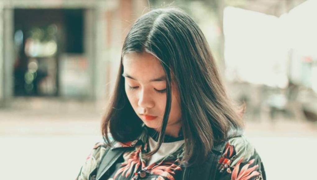 Mamá infeliz, dolor de cabeza de sus hijas