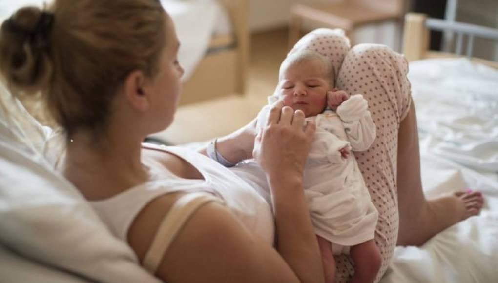 Por qué la primera vez que un recién nacido respira es tan importante