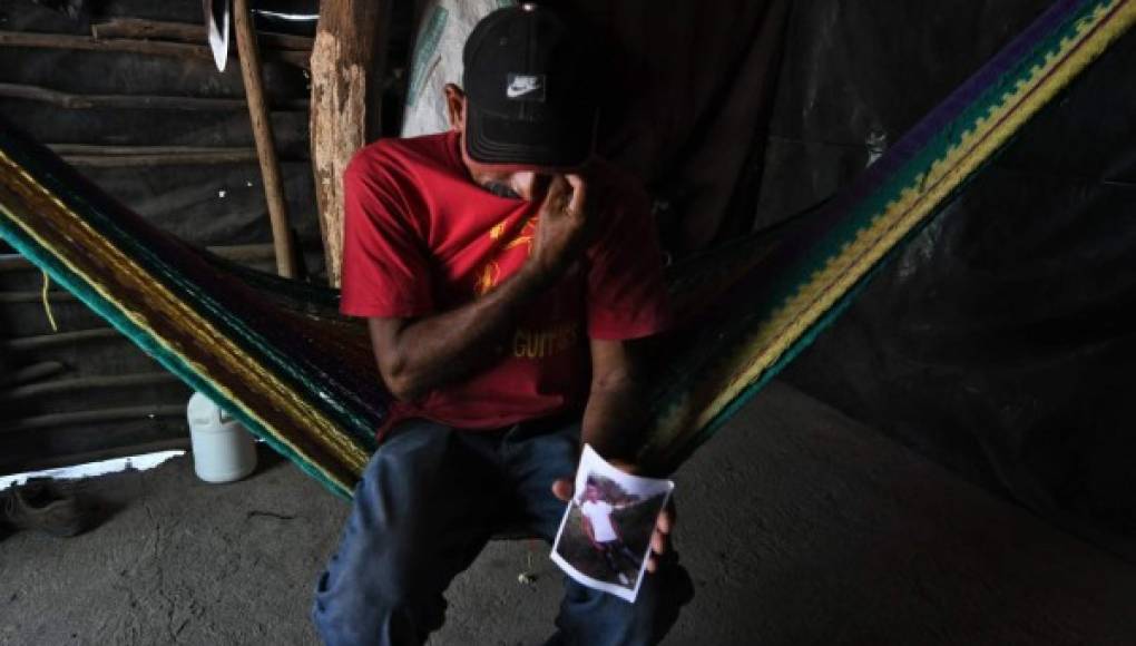 Padre de hondureño muerto en caravana a la espera de su cuerpo