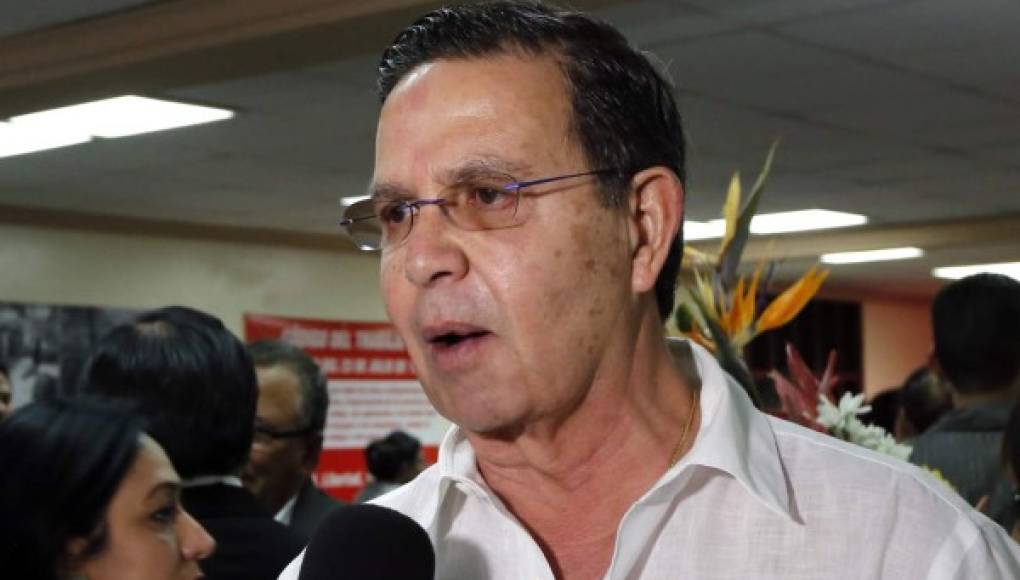 Expresidente Rafael Callejas se entrega a EUA por el Fifagate