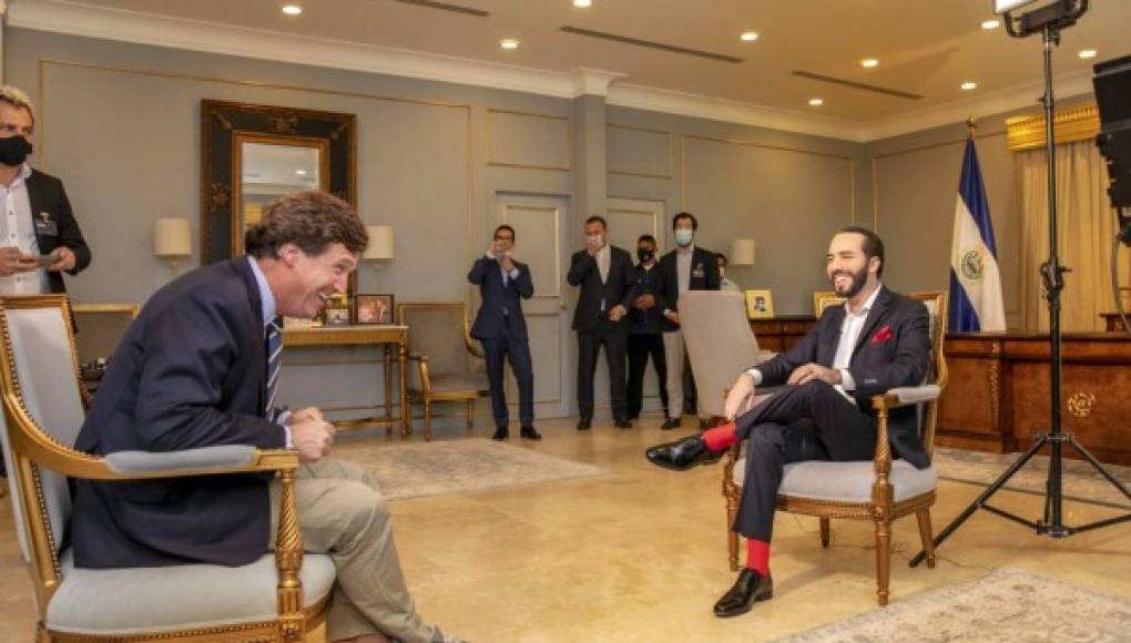 Bukele le niega entrevista a Ramos y se la da a periodista afín a