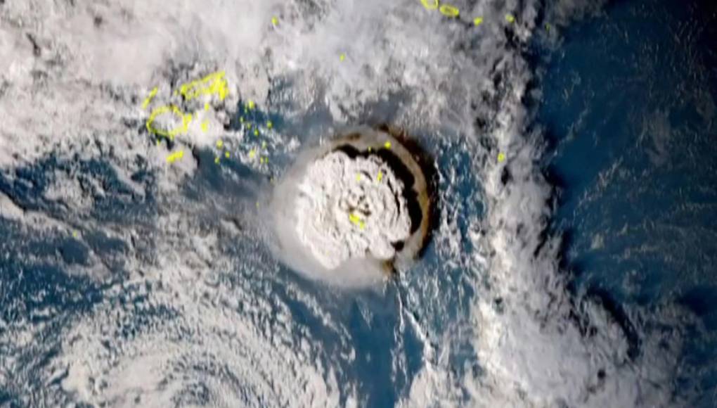 Tsunami provocado por erupción en las islas Tonga llega a Japón
