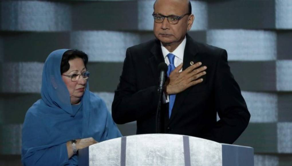 Trump ofende a los padres de un soldado musulmán muerto y desata la polémica