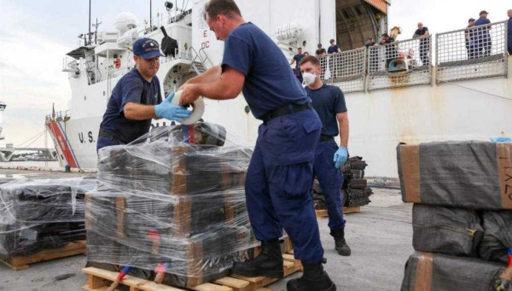 EEUU decomisa más de 140 millones dólares en cocaína en operaciones marítimas