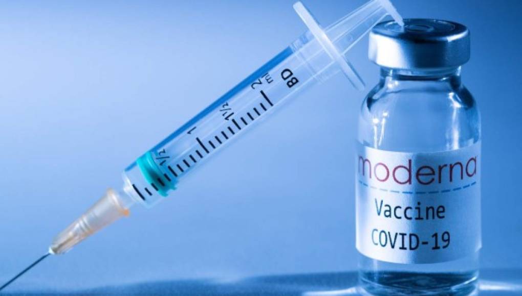 Trump se adjudica el crédito por las vacunas estadounidenses contra el coronavirus