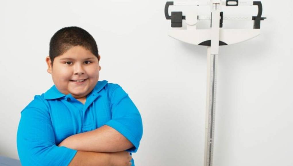 Cuide su peso y evite la obesidad en sus hijos