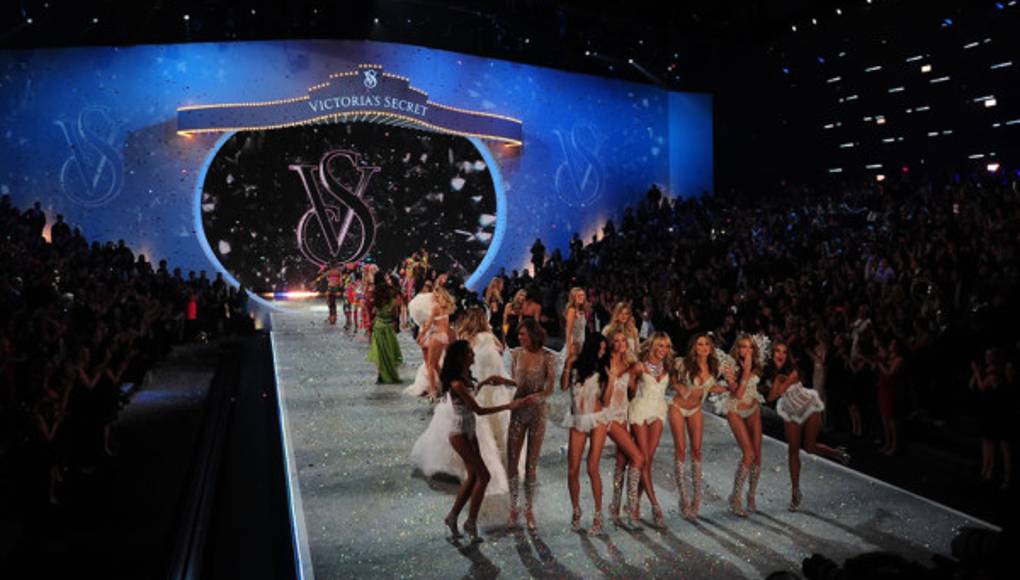 Derroche de sensualidad en el desfile de Victoria's Secret