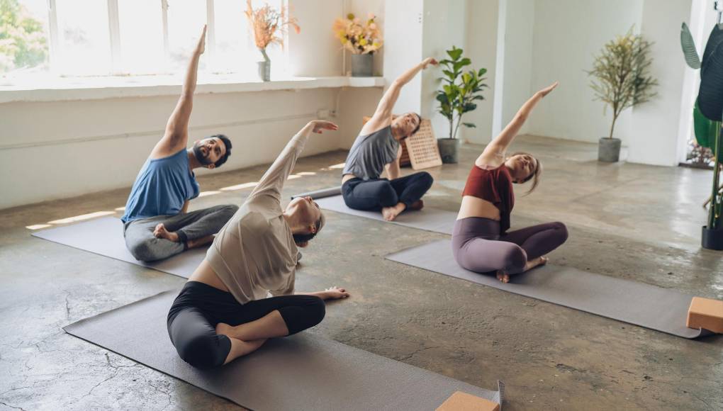 Conecte su cuerpo, mente y espíritu a través del yoga