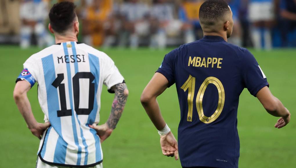 “Lo vi un par de meses después de la final en Qatar, cuando PSG fue a entrenar y a hacer un partido. Y estuve en el vestuario, con él, con Messi, con Ney”, comenzó relatando el futbolista.