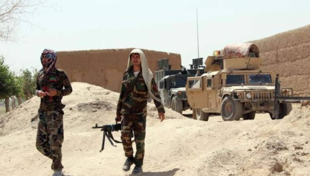 EEUU admite que bombardeó por error a las fuerzas de seguridad afganas
