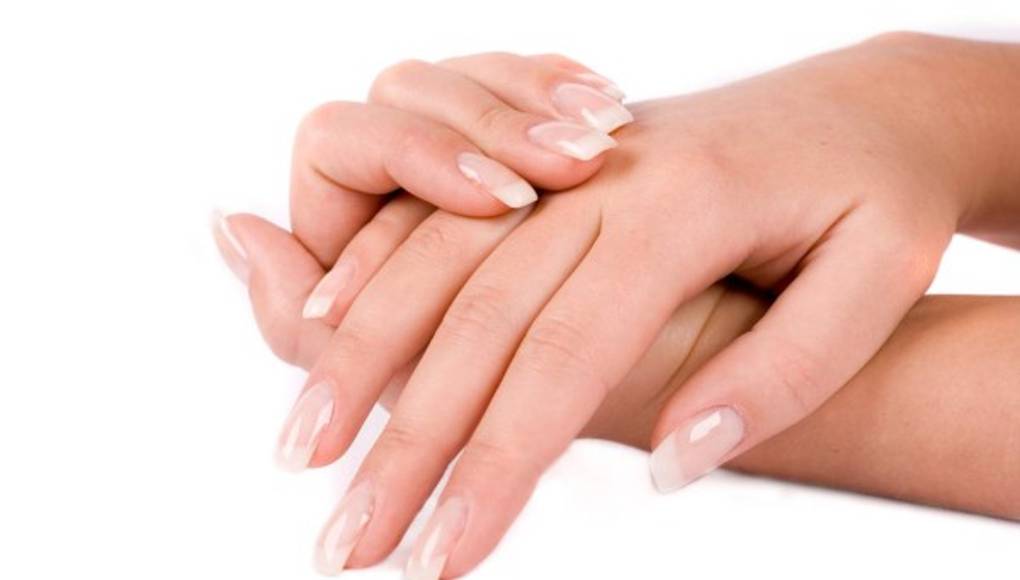 Puntos de pigmento sospechosos son más comunes en la piel más oscura