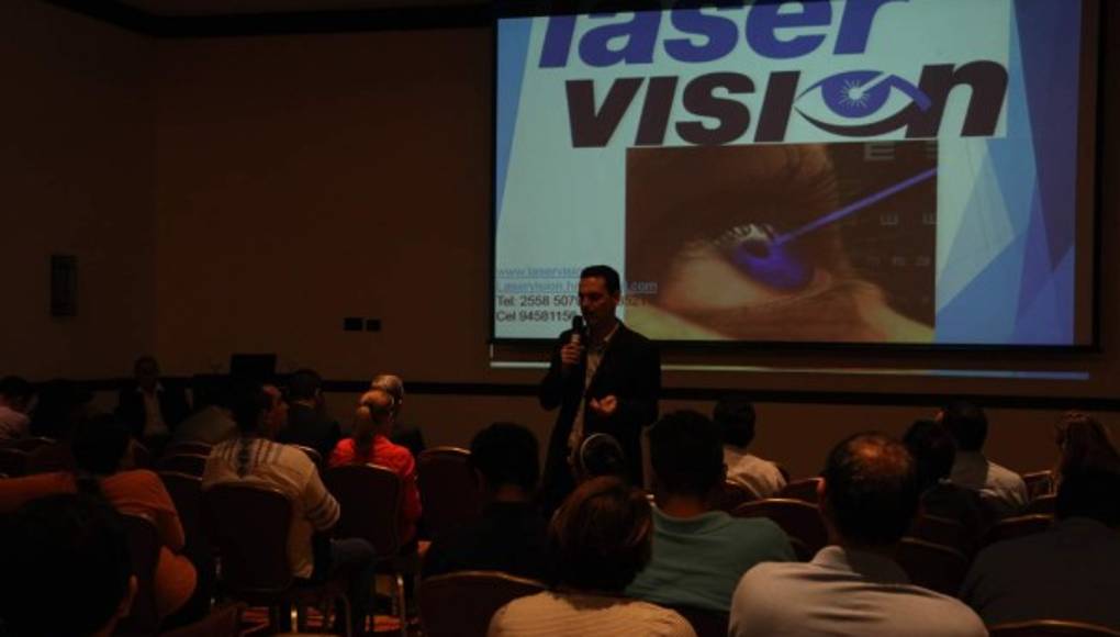 La cirugía láser ayuda a recuperar la visión