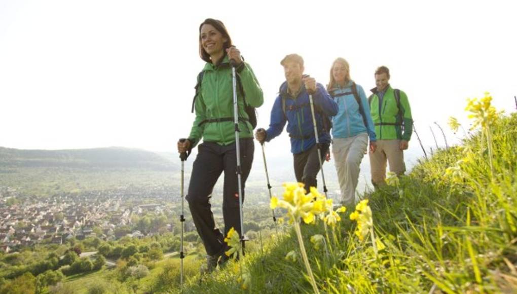 Use el calzado adecuado al hacer caminatas