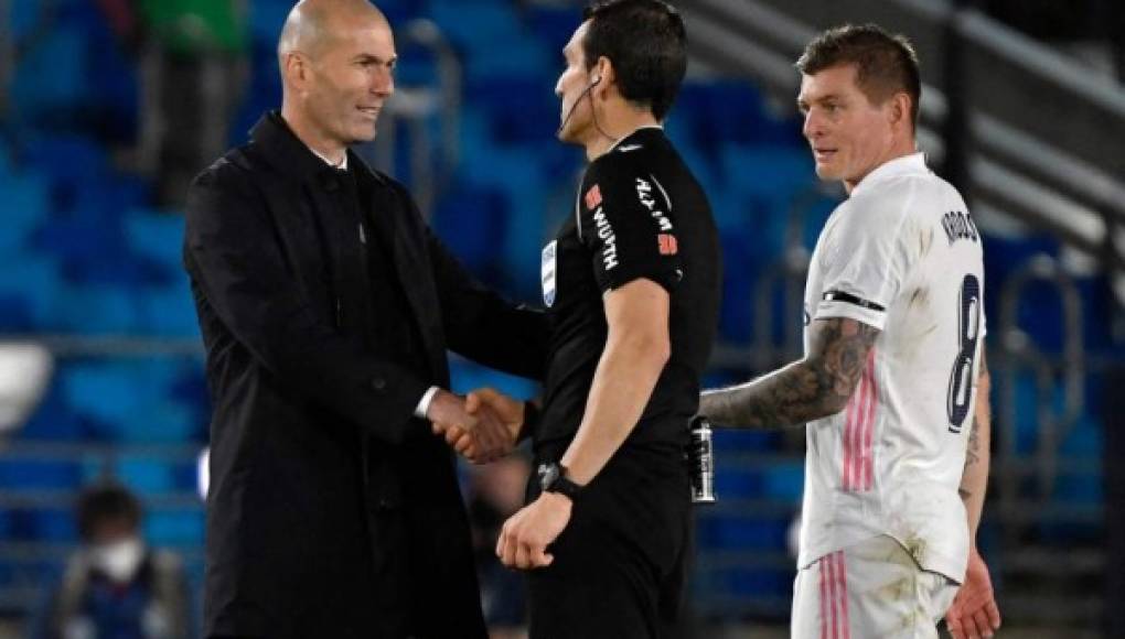 Zidane le comunicó a sus futbolistas que no seguirá en Real Madrid, según diario Marca