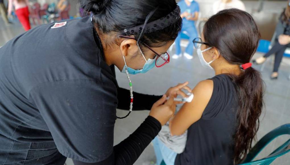 Honduras autoriza la tercera dosis en niños de 5 a 11 años en medio de una nueva ola