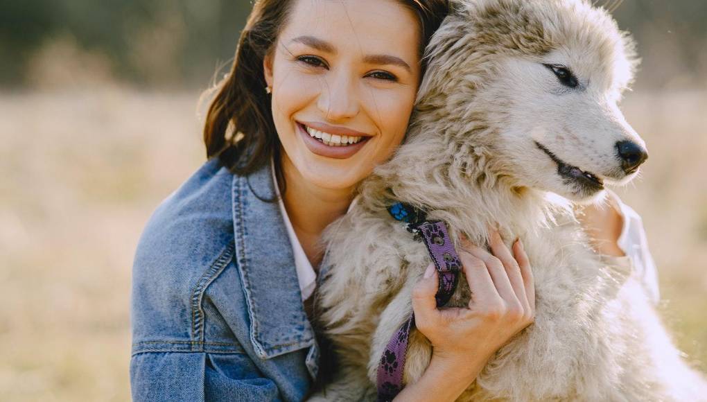 ¡Abraza a tu perro! y mejora tu ánimo