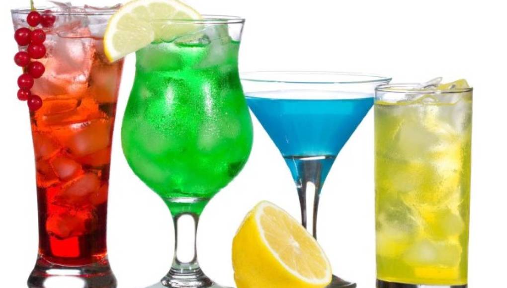 Los atracones de bebida podrían aumentar la presión arterial en los hombres jóvenes
