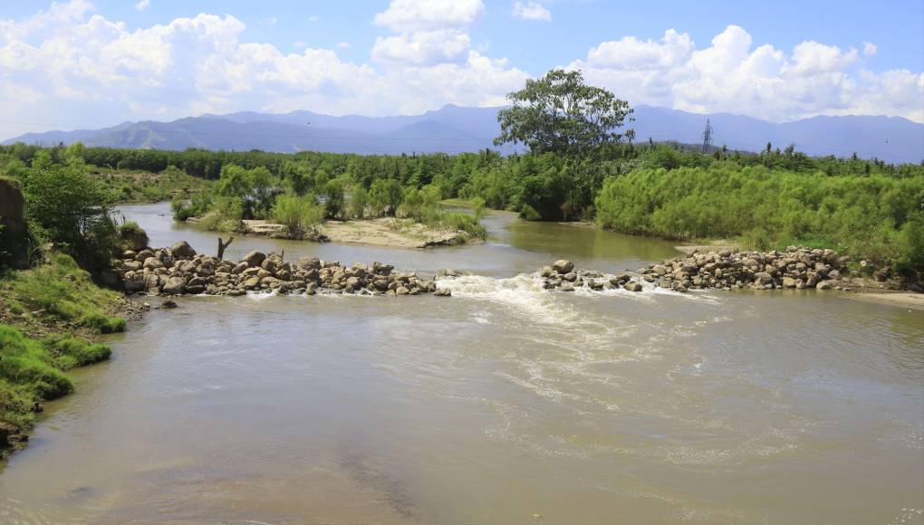 Alcaldes del valle de Sula hacen un llamado de auxilio al Gobierno