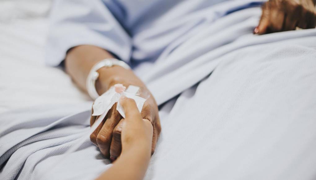 Síntomas de Alaskapox, viruela que alerta a Estados Unidos