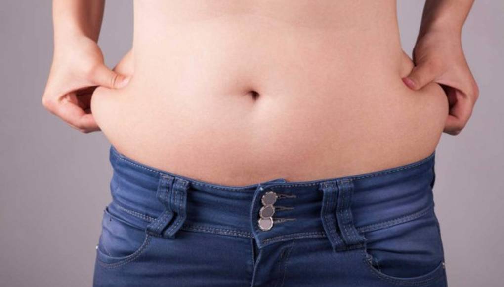 La grasa abdominal es mala, incluso en las personas con un peso normal  
