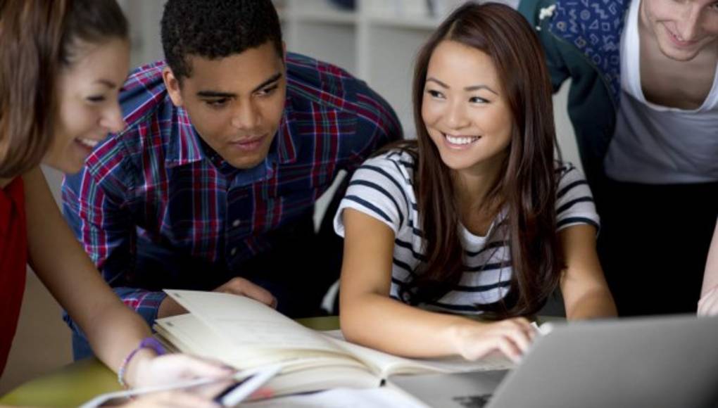 Buenas notas son sinónimo de más dinero