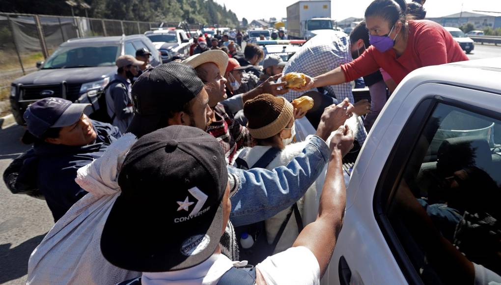 La caravana migrante llega al estado mexicano de Puebla