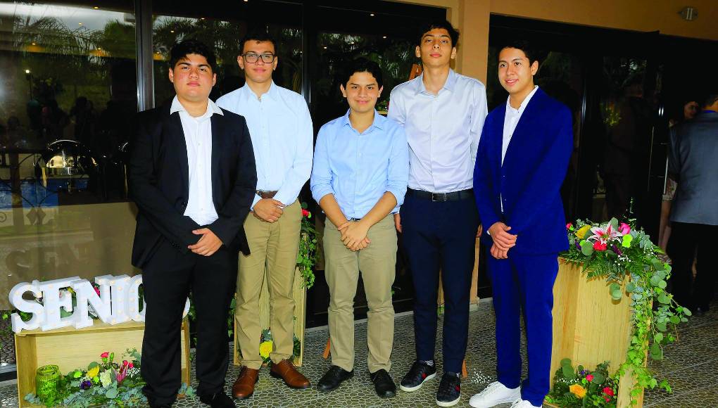 Leonel Zaldívar, Carlos Altamirano, Eduardo Barahona, Santiago Zapata y Jhaim Trujillo