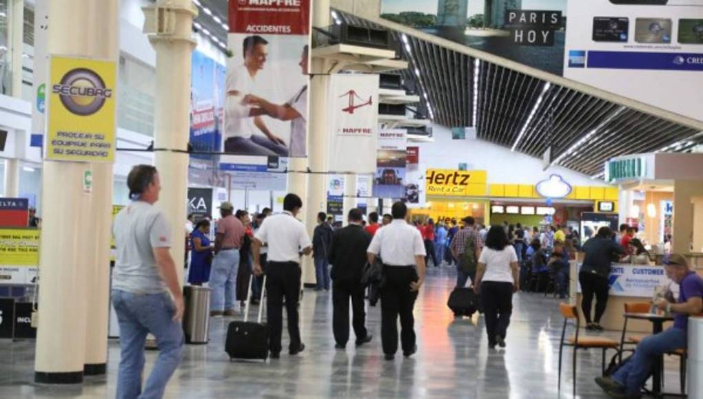 Aplicarán restricciones en equipaje de mano a las personas que viajen a  EEUU - Diario La Prensa
