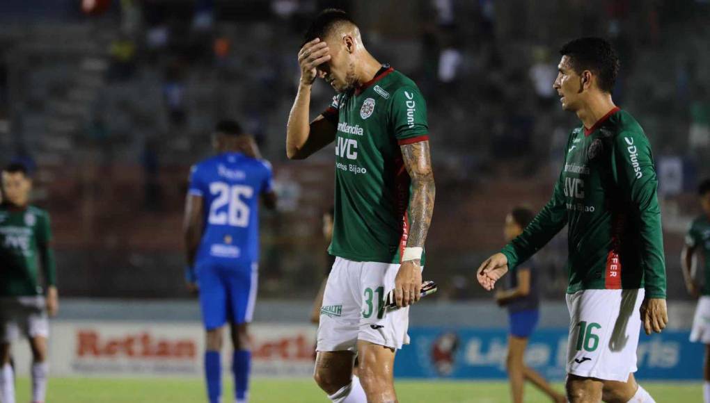 Los minutos restantes estaban colocando en estado crítico al verde, que intentó con más hambre que fútbol en el recinto ceibeño.