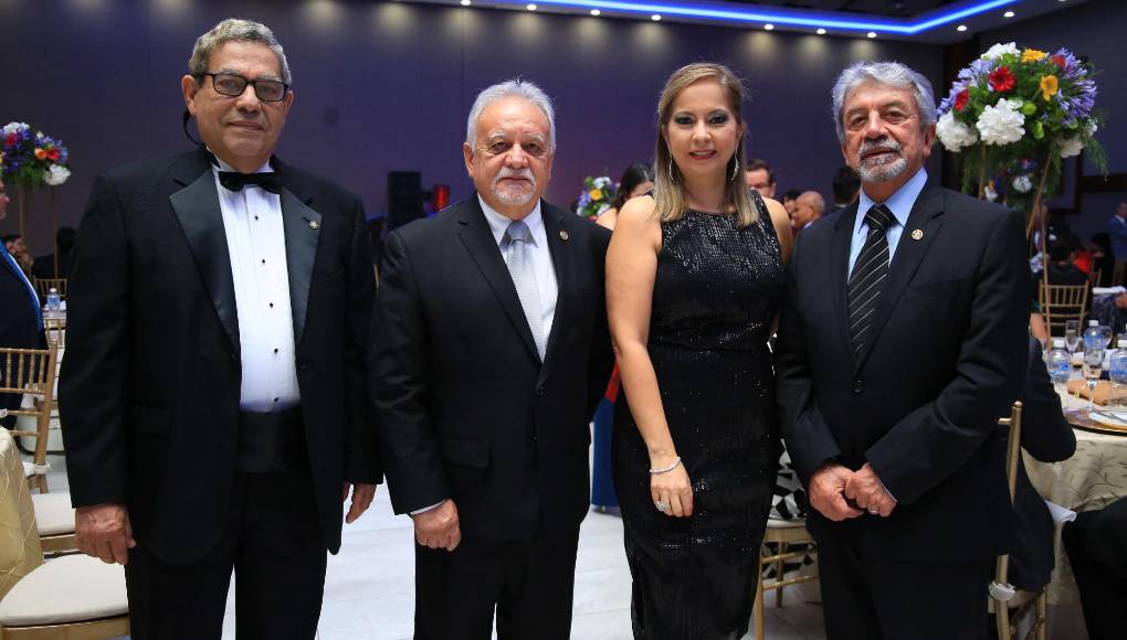 Edgardo Valerio, Carlos Bueso, Sandra Matta y Oscar Rodríguez