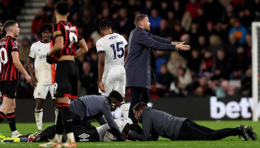 En diciembre de 2023, Tom Lockyer cayo desvanecido sobre el campo del Vitality Stadium tras sufrir un paro cardíaco durante el partido que enfrentó a su equipo con el Bournemouth en la Premier League.