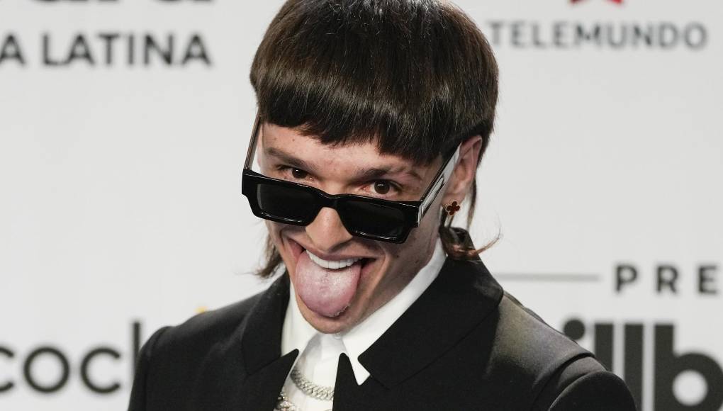 Incluso después de algunas semanas del suceso, el cantante sigue recibiendo mensajes de odio a través de los comentarios. De hecho, los internautas -que han descargado su ira en contra de la “Doble P” por engañar a su novia argentina- aseguran que esa es la causa oculta detrás de la repentina cancelación de sus presentaciones por América Latina.