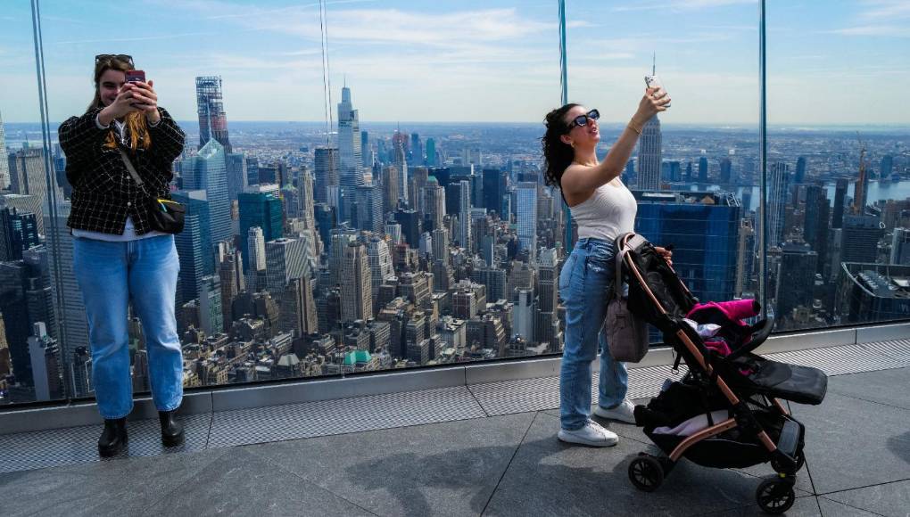 Entre los lugares emblemáticos donde será visible el <b>eclipse</b> se encuentran las Cataratas del Niágara, donde el espectáculo promete ser grandioso.
