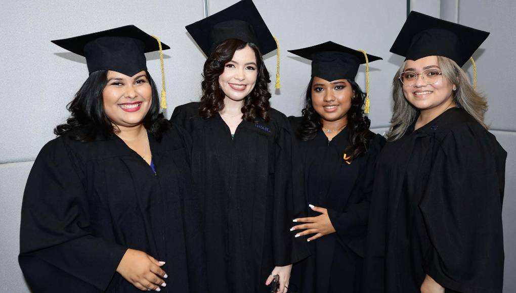Cynthia López, Josseline Lara, Heidy Tróchez y Diana Matamoros