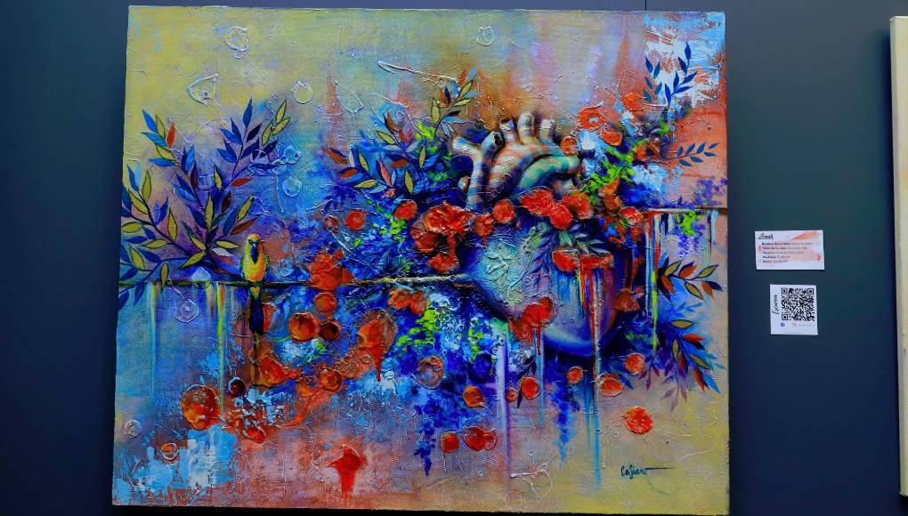 Mayra Casiano y su pintura mixta “Obra de vida”