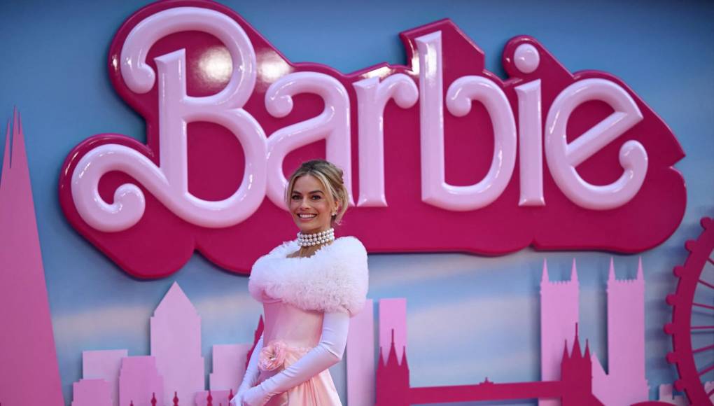 Barbiecore: la tendencia de moda más viral del 2023