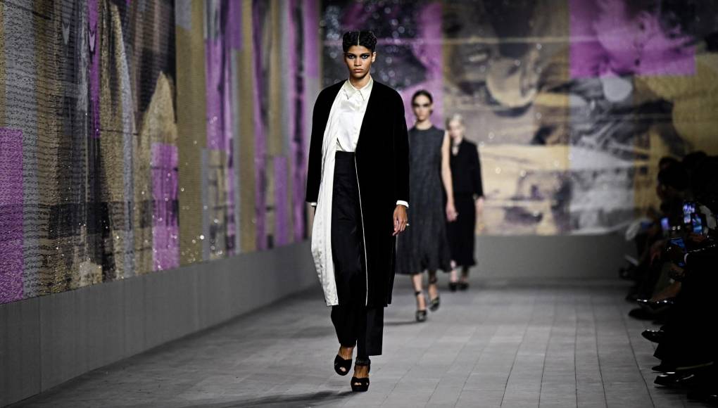 Dior Alta Costura rinde homenaje a Joséphine Baker y los locos años 20