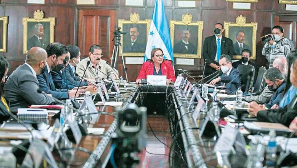 Estos son los ministros con salarios más altos: