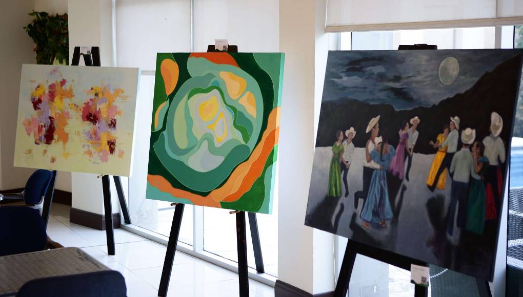 1. “Sonidos, aromas y colores del Merendón” de Lucy Borjas 2. “Hojas y más hojas” de Lucy Borjas 3. “Bailando entre amigos” de Dania Alaniz.