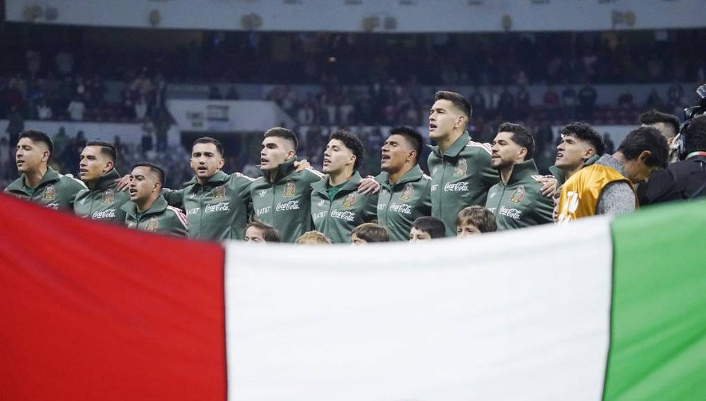 Mourinho se refirió a que le gustaría lo más pronto posible por la intención de dirigir en una Copa del Mundo, algo que le causa atracción para probar su capacidad en otro ámbito. Entrenar una selección es un objetivo para mí. Quizás justo antes del Mundial, de la Eurocopa, de la Copa América o de la Copa de África... podría, sí. ¡Pero esperar dos años para eso, no lo sé!”.