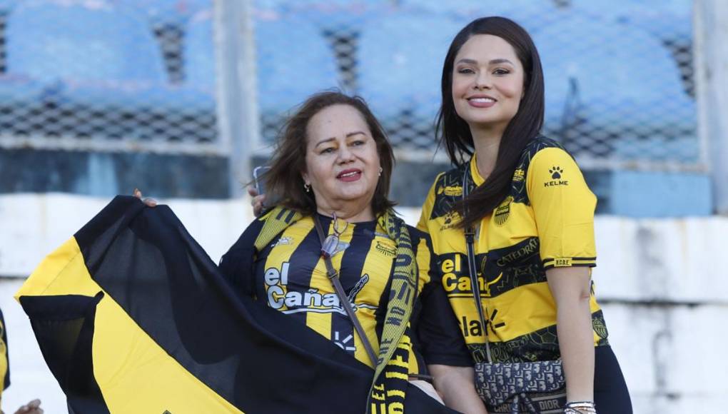 Sirey Morán asiste al estadio cada vez que se encuentra en el país para ver a su amado Real España.