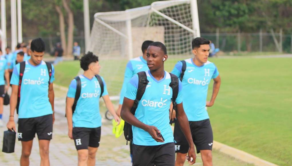 La escuadra nacional se concentró el martes y este miércolez empezó los trabajos