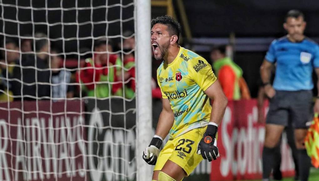 El portero Leonel Moreira no fue incluido en la lista preliminar y es una de las ausencias del cuadro tico.