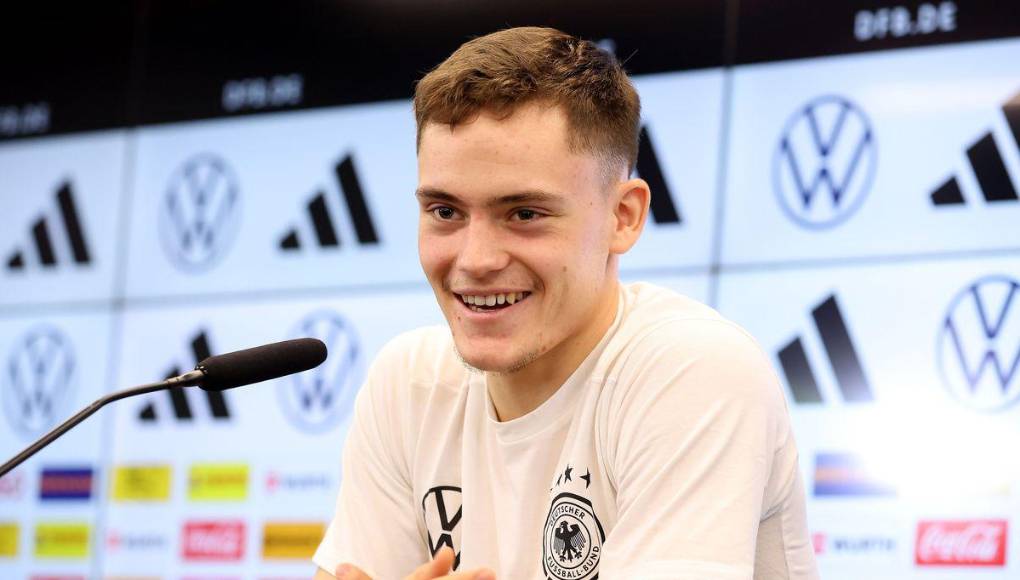 El alemán Florian Wirtz es la sensación en el mediocampo del Bayer Leverkusen, vigente campeón en la Bundesliga.