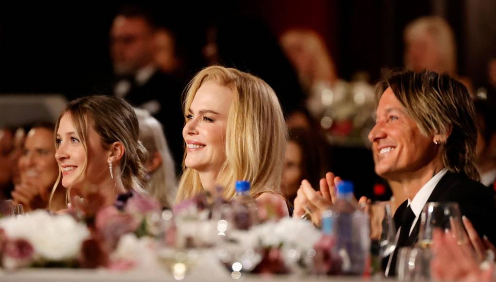 Por la huella que ha dejado en el mundo del cine y el arte, Kidman fue celebrada con un tributo durante esta entrega, la cual contó con participaciones de famosos como Reese Witherspoon, así como Naomi Watts y Morgan Freeman.