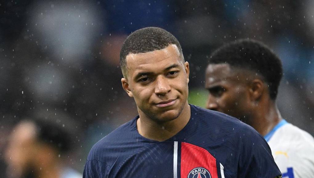 Kylian Mbappé fue uno de los grandes protagonistas de la jornada, y no porque haya tenido un gran encuentro ni mucho menos. De hecho, ‘La Tortuga‘ mostró un rendimiento irregular en el triunfo del PSG (0-2) ante el Marsella.