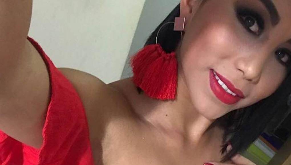 Los sicarios andaban a bordo de un vehículo color negro. 