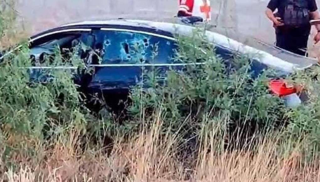 Su esposa Maritza Yram Sandoval y sus dos hijos, de 17 y 14 años, quedaron heridos. 