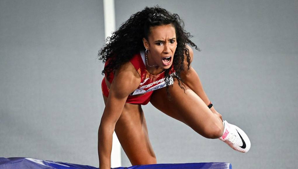 María Vicente llegaba al Mundial de atletismo en pista cubierta de Glasgow como líder de la temporada en el pentatlón y como una de las más claras opciones de medalla para su país.